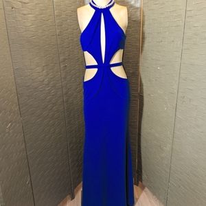 Cutout Maxi
